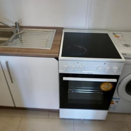 Alster Hamburg - Saniertes Und Mobliertes Apartment Mit Bad Und Kuche מראה חיצוני תמונה